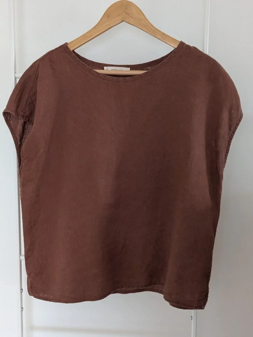 Everlane The Muscle Top in Linen Brown Size M - Picture 2 of 8